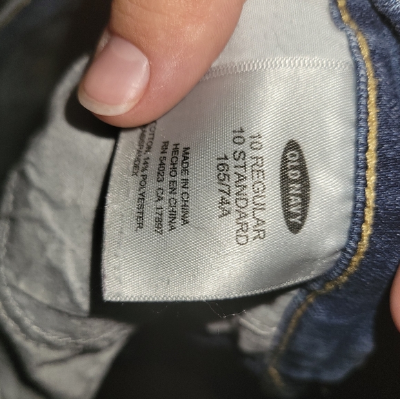 Old navy cut offs - Picture 2 of 3